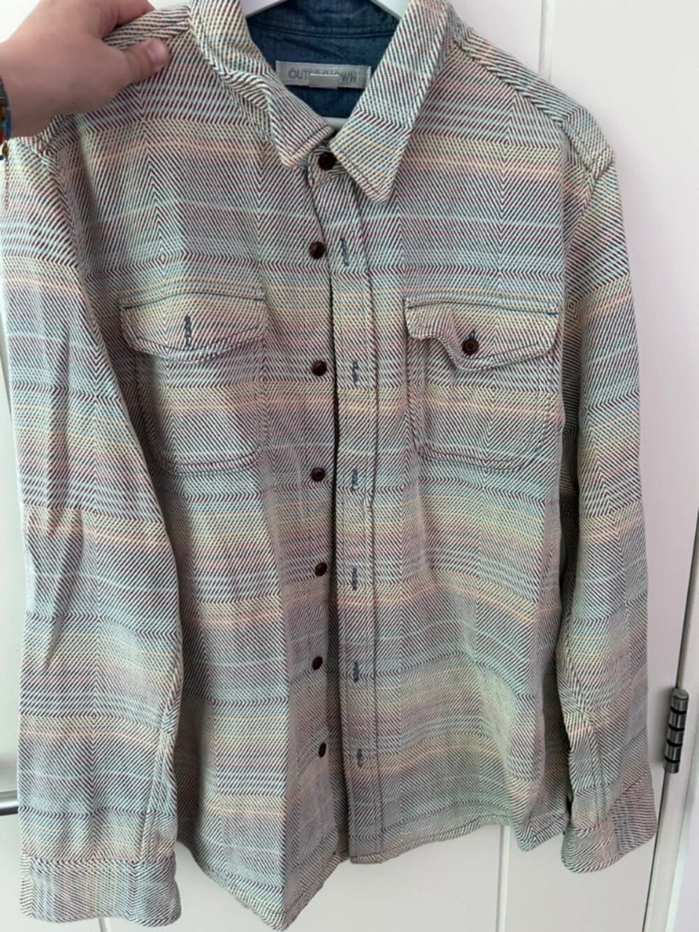 Men’s Multicolor Herringbone Button Up Shirt Size M